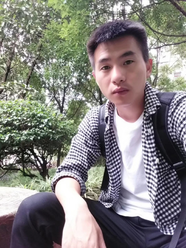 小杨的第一张照片--佛山相亲服务中心