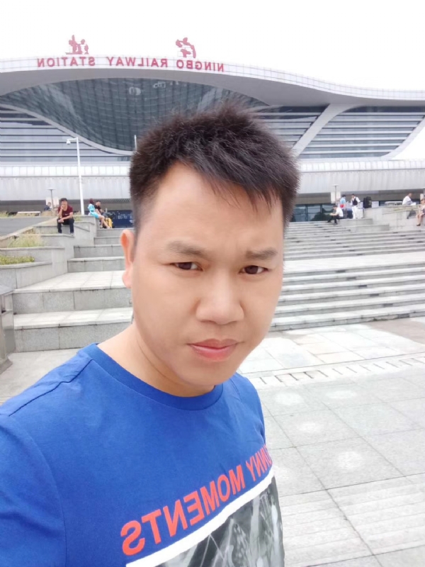 笑对人生的第一张照片--佛山相亲服务中心