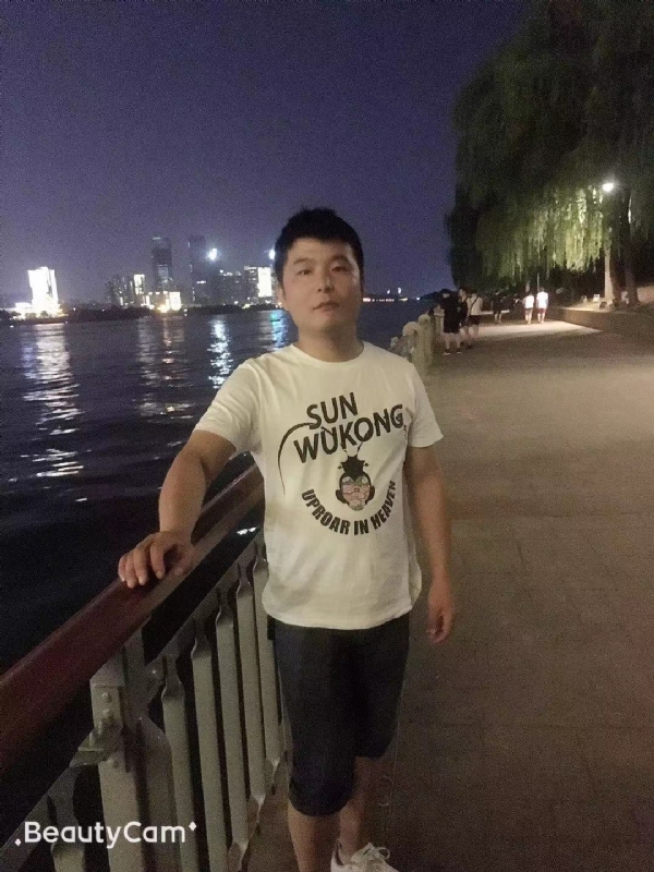 古月的第二张照片--佛山相亲服务中心