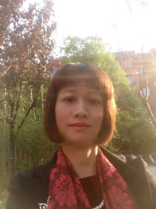 张馨方的第一张照片--佛山相亲服务中心