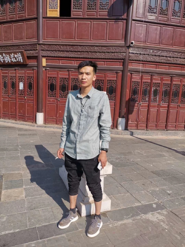 刘方的第一张照片--佛山相亲服务中心