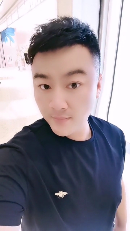 微风徐徐的第二张照片--佛山相亲服务中心