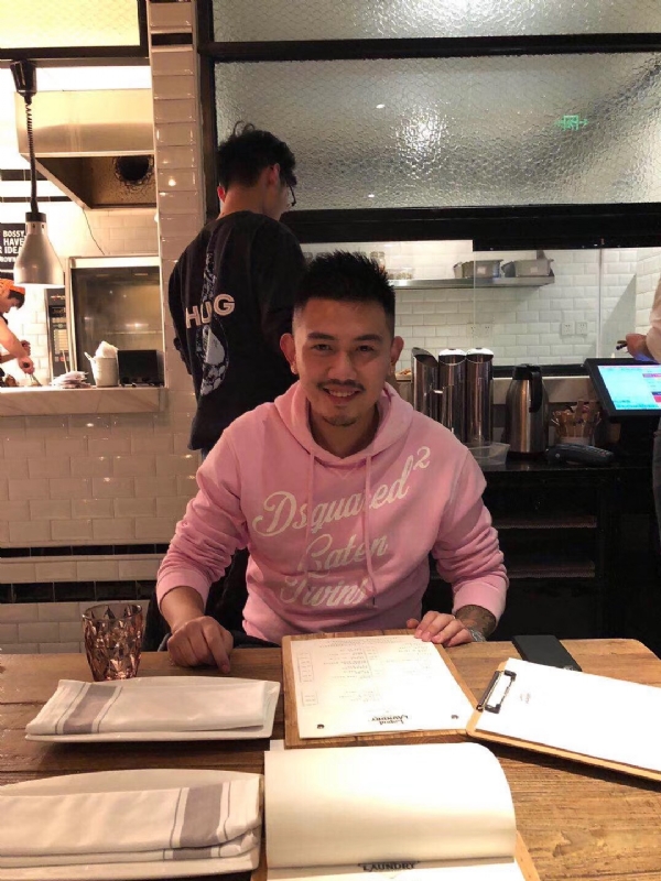 雪云飘的第一张照片--佛山相亲服务中心