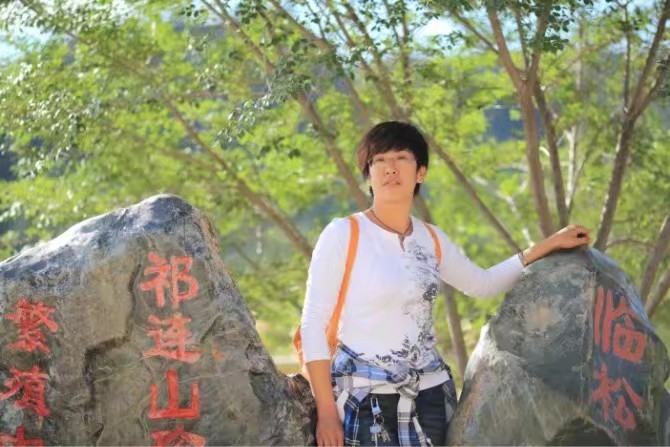 弱水河边青春草的第一张照片--佛山相亲服务中心