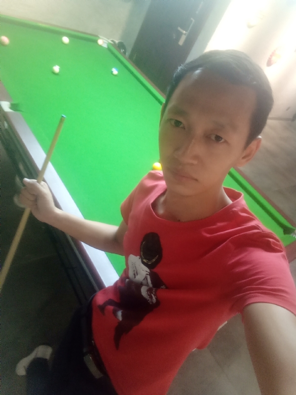 耳机分你一半的第一张照片--佛山相亲服务中心