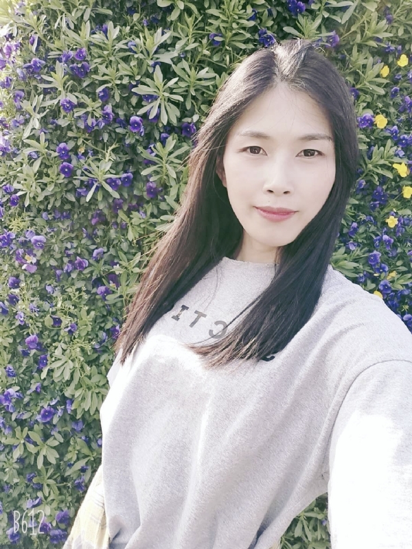 妍妍的第二张照片--佛山相亲服务中心