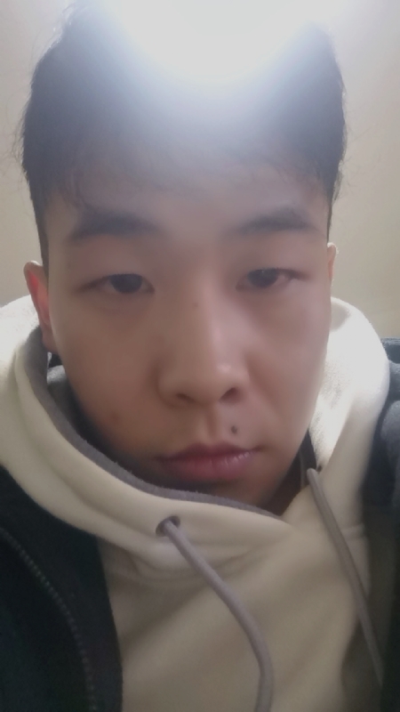 辉会灰的第一张照片--佛山相亲服务中心