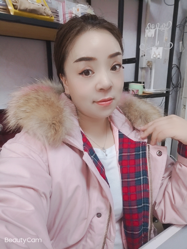 爱雨的第一张照片--佛山相亲服务中心