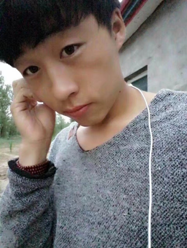 小胡的第一张照片--佛山相亲服务中心