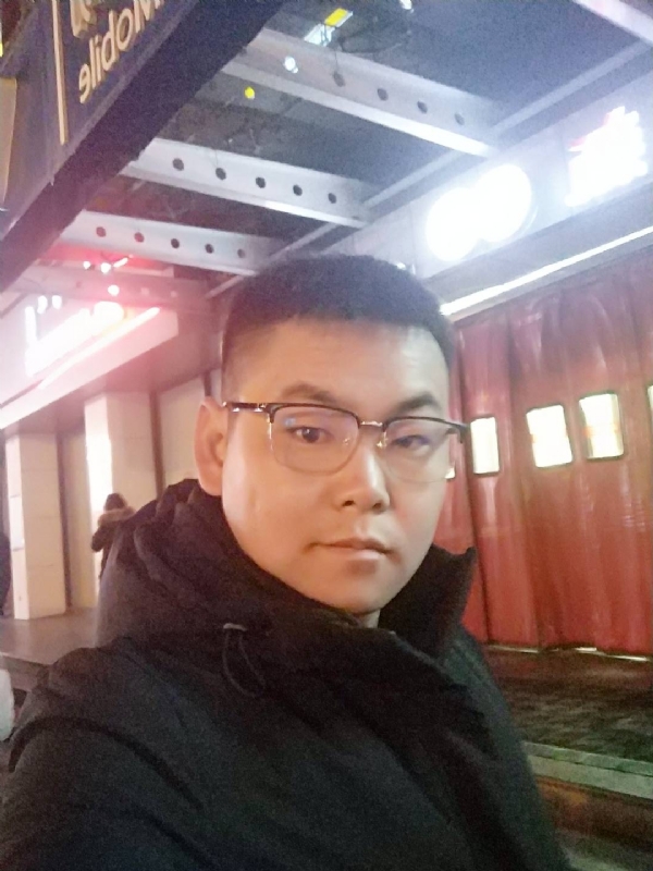 杜跃龙的第二张照片--佛山相亲服务中心