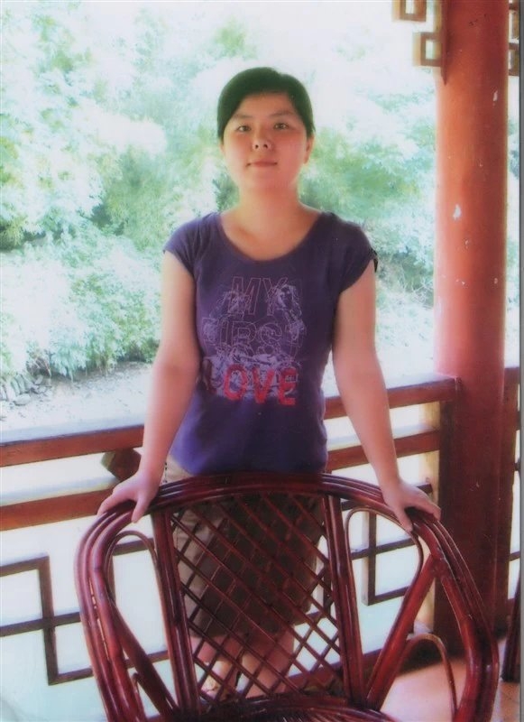 小家碧玉19的第一张照片--佛山相亲服务中心