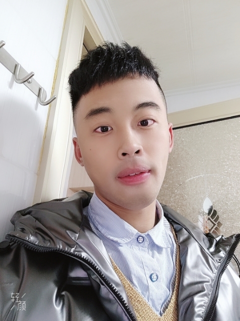 幼稚鬼的第一张照片--佛山相亲服务中心