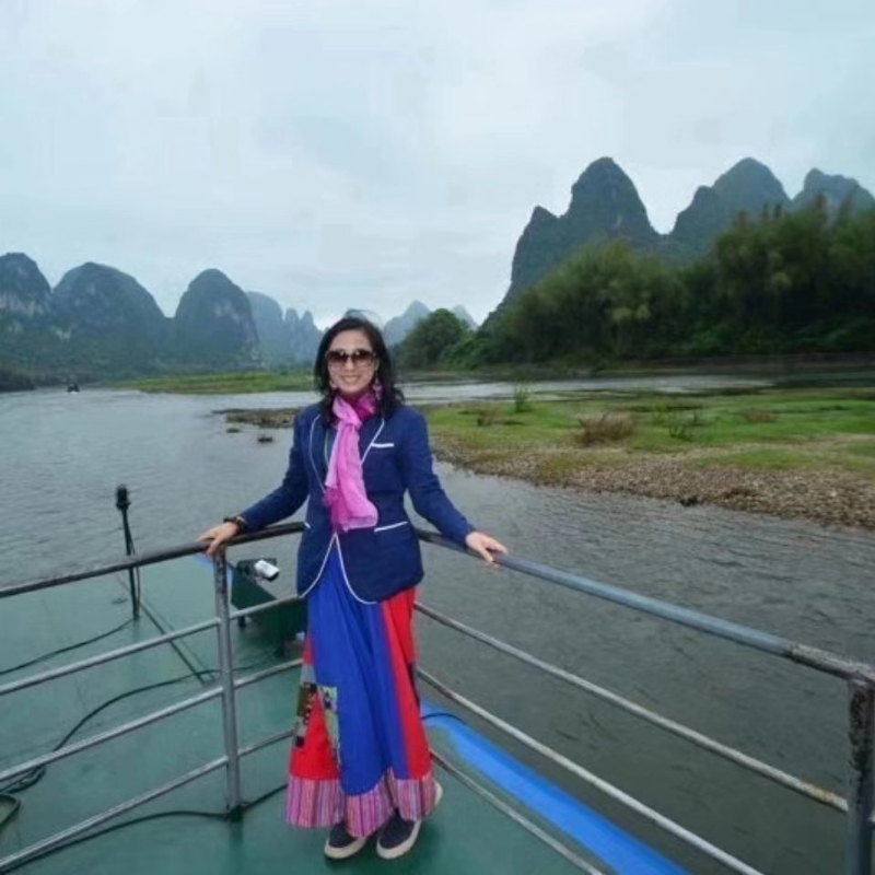 julia的第一张照片--佛山相亲服务中心