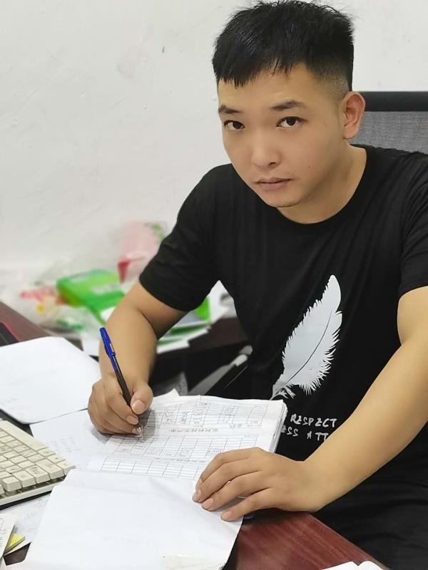 寻找另一伴的第一张照片--佛山相亲服务中心