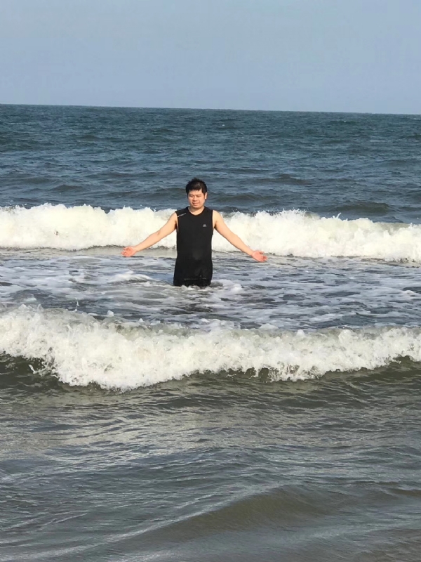 TS杰的第一张照片--佛山相亲服务中心