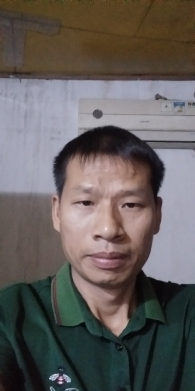 执着跋涉的第二张照片--佛山相亲服务中心