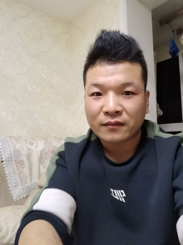 小猪猪的第一张照片--佛山相亲服务中心