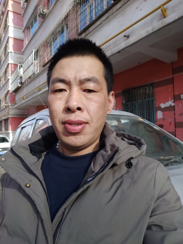 华哥的第二张照片--佛山相亲服务中心