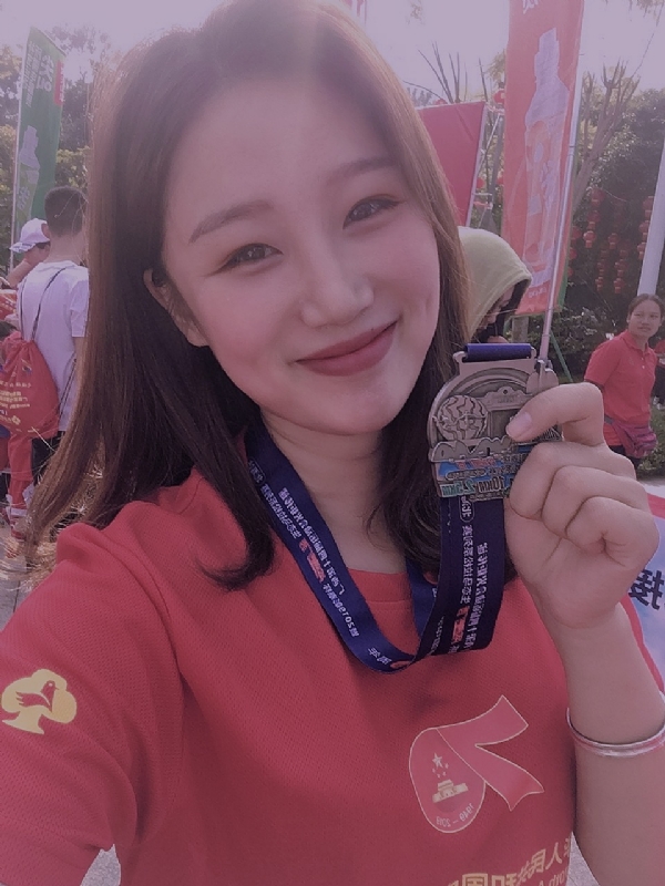 大熊猫的第一张照片--佛山相亲服务中心