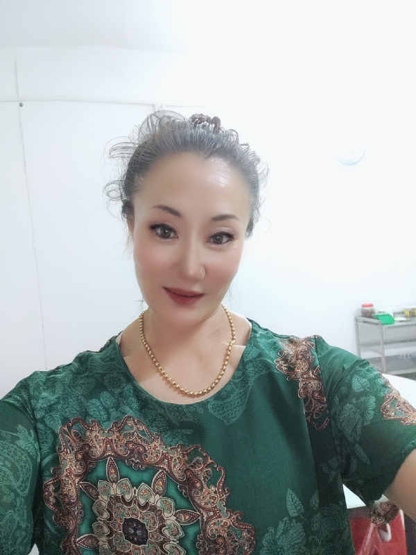 燕子的第二张照片--佛山相亲服务中心