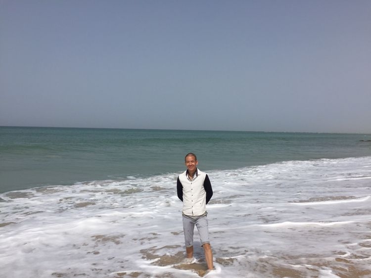 文字的忧伤的第一张照片--佛山相亲服务中心