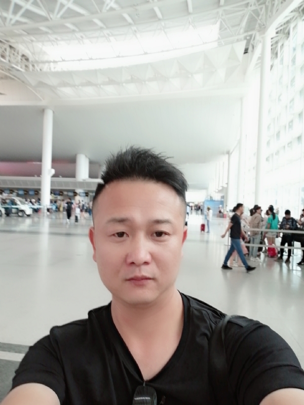 一叶知秋的第一张照片--佛山相亲服务中心