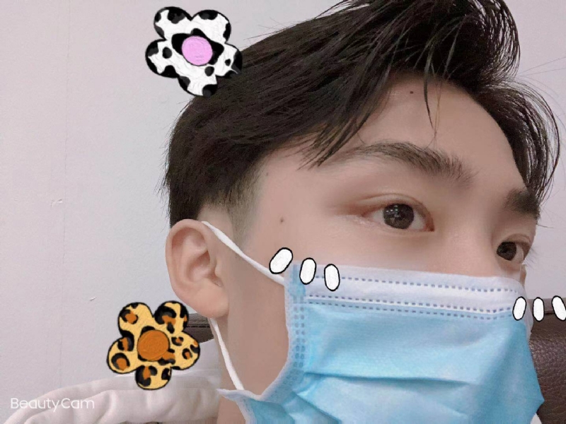 我仨儿要华为荣的第一张照片--佛山相亲服务中心