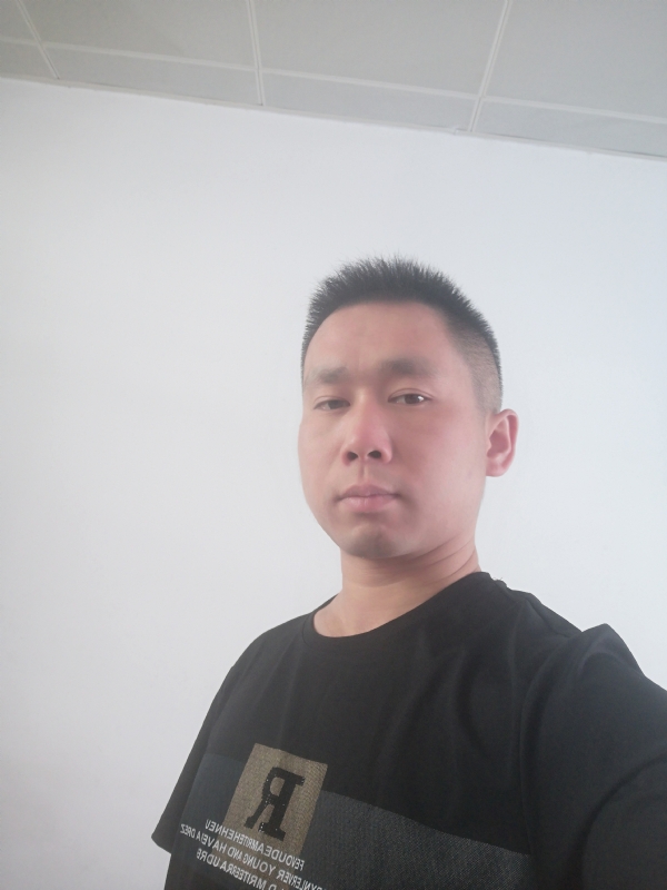 孤独的狼的第一张照片--佛山相亲服务中心