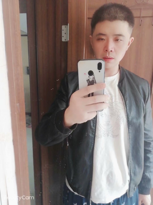 米饭班主的第二张照片--佛山相亲服务中心