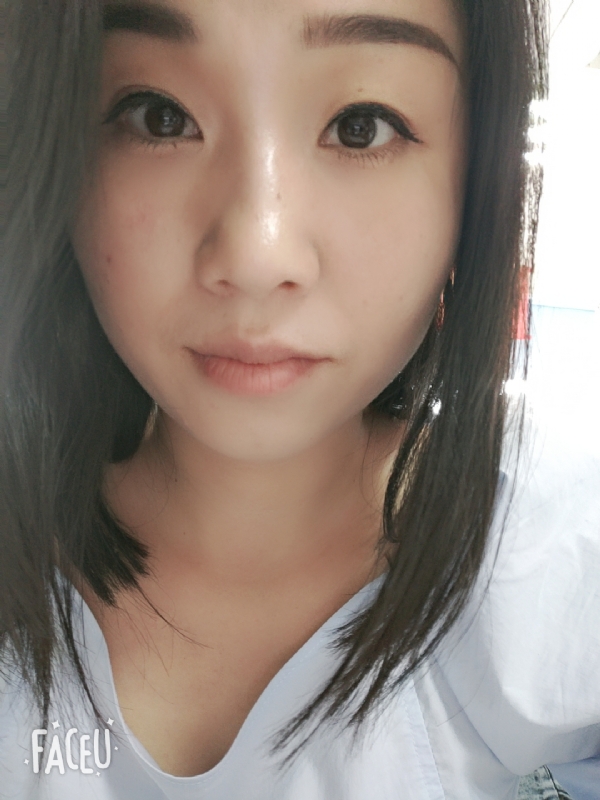 安然自若的第一张照片--佛山相亲服务中心