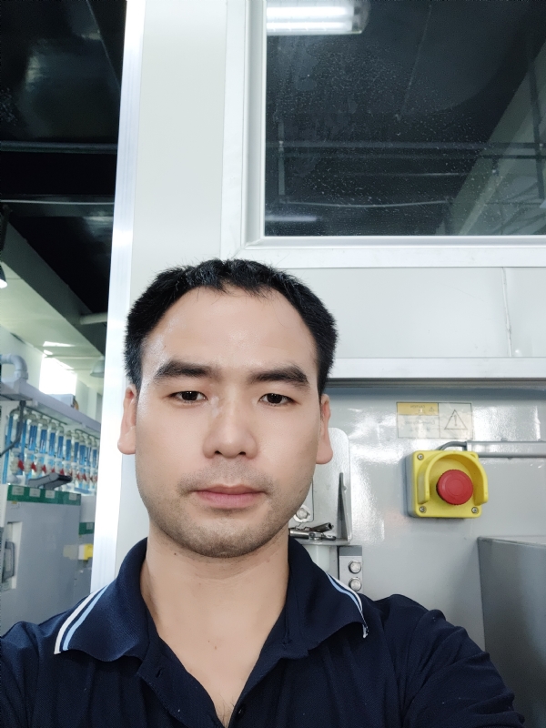 黄伟的第一张照片--佛山相亲服务中心