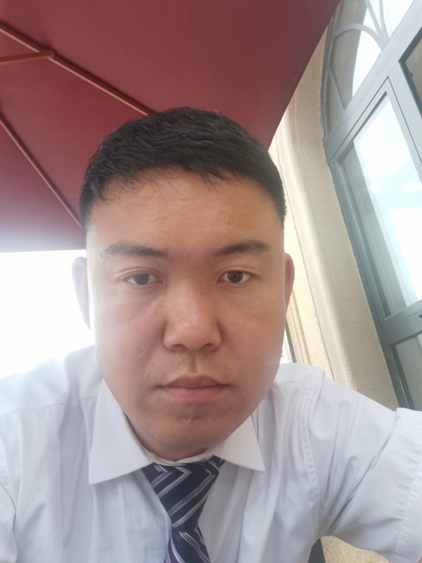 小龙哥的第一张照片--佛山相亲服务中心