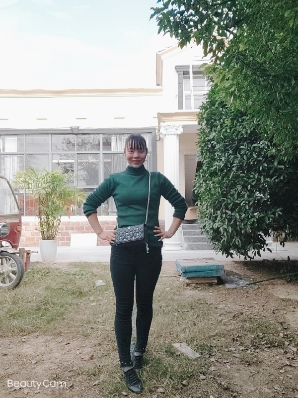 魏沐阳子的第一张照片--佛山相亲服务中心