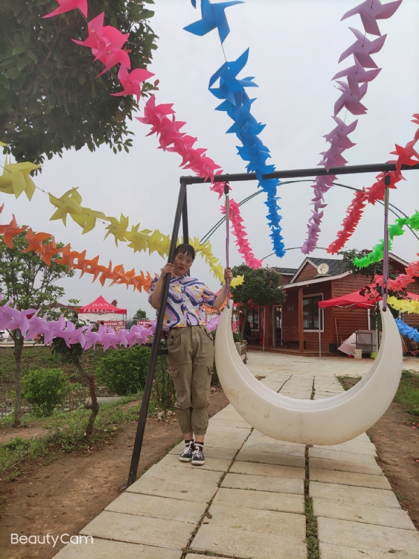 魏沐阳子的第二张照片--佛山相亲服务中心