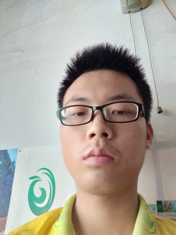 舒荷的第一张照片--佛山相亲服务中心