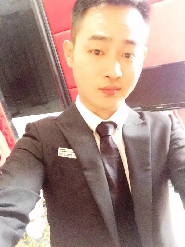 富强的第一张照片--佛山相亲服务中心