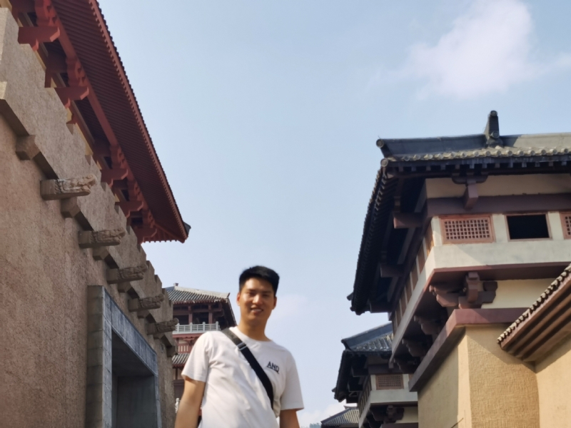 咸鱼不闲的第二张照片--佛山相亲服务中心