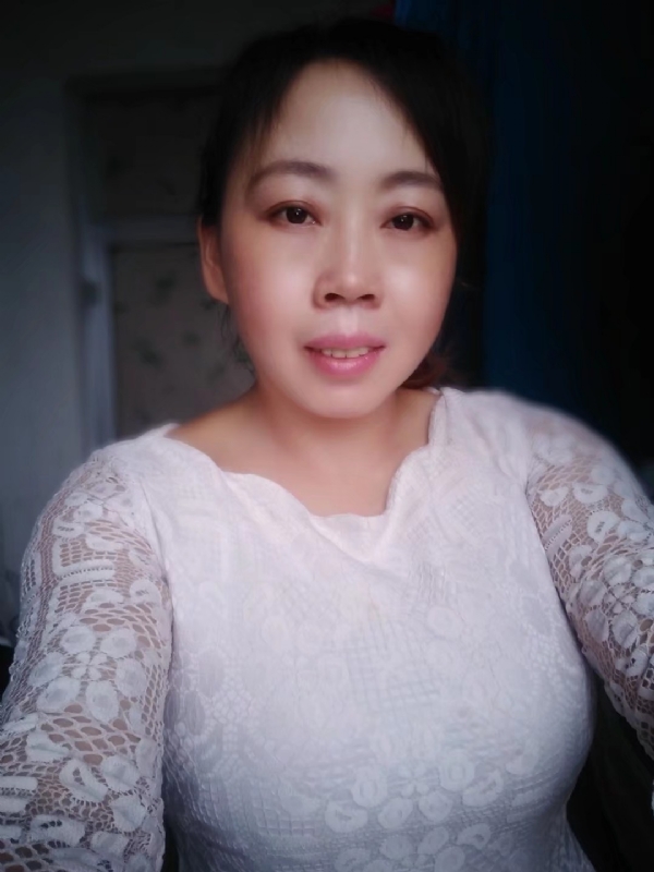 笑看人生的第一张照片--佛山相亲服务中心