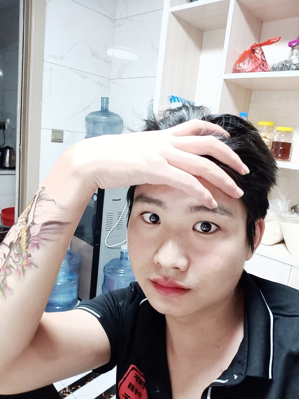 一纸荒年的第一张照片--佛山相亲服务中心