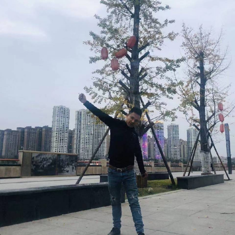 空空的房间的第一张照片--佛山相亲服务中心