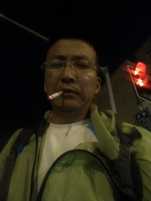 认真的生活的第一张照片--佛山相亲服务中心