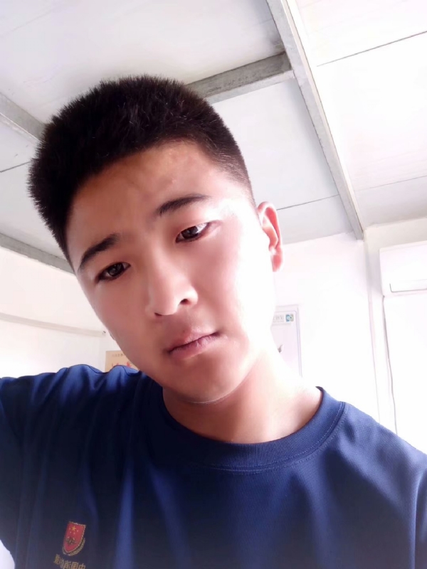 脸红相遇的第一张照片--佛山相亲服务中心