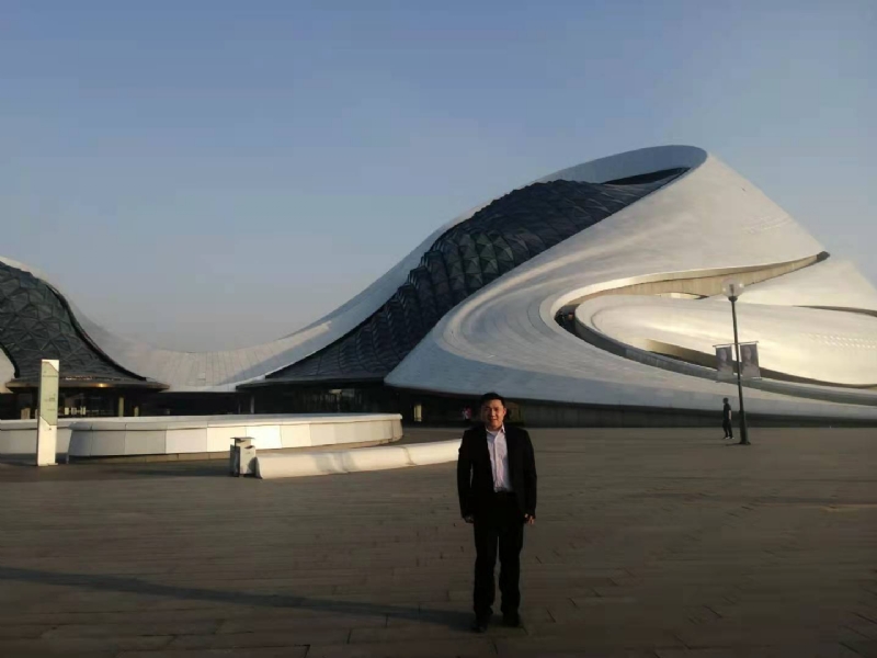 荣荣的第一张照片--佛山相亲服务中心