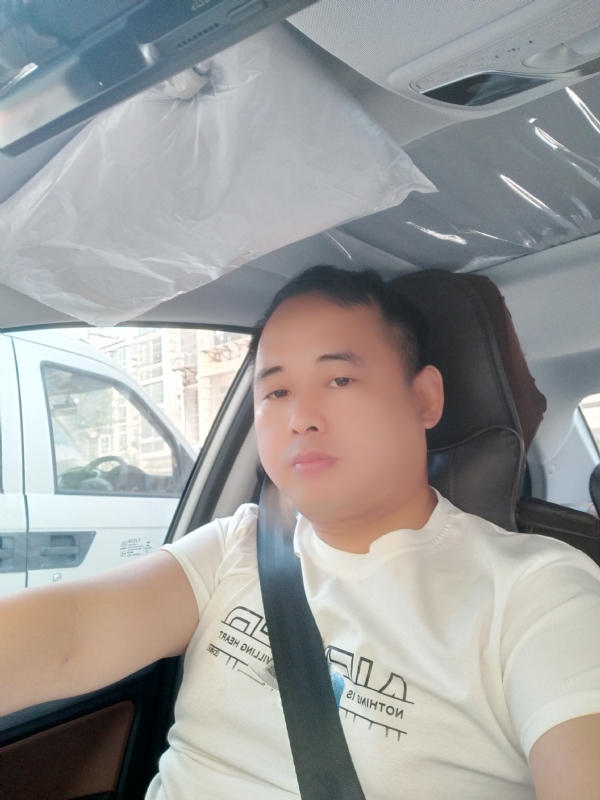 有你就好的第三张照片--佛山相亲服务中心