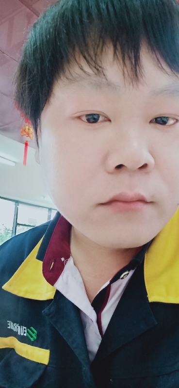 三哥哥的第一张照片--佛山相亲服务中心