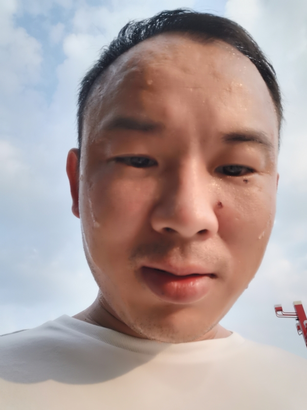 唐老鸭的第一张照片--佛山相亲服务中心