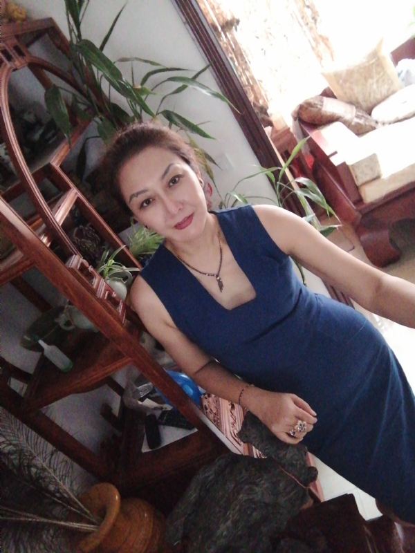 1975珠砂痣的第二张照片--佛山相亲服务中心