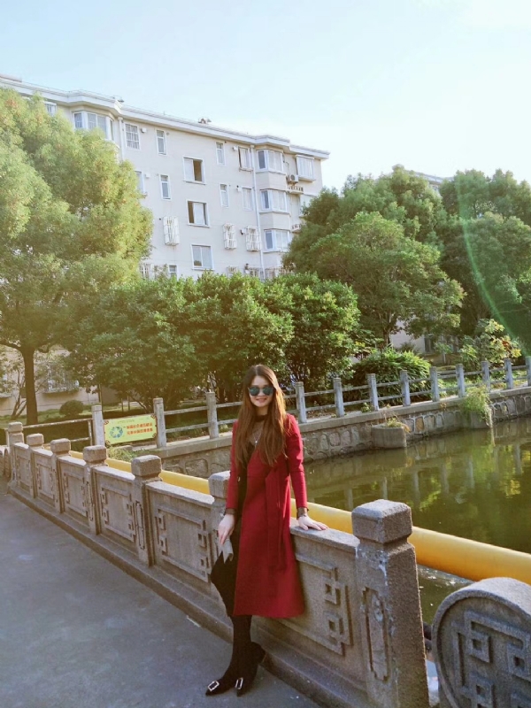 yaya的第一张照片--佛山相亲服务中心