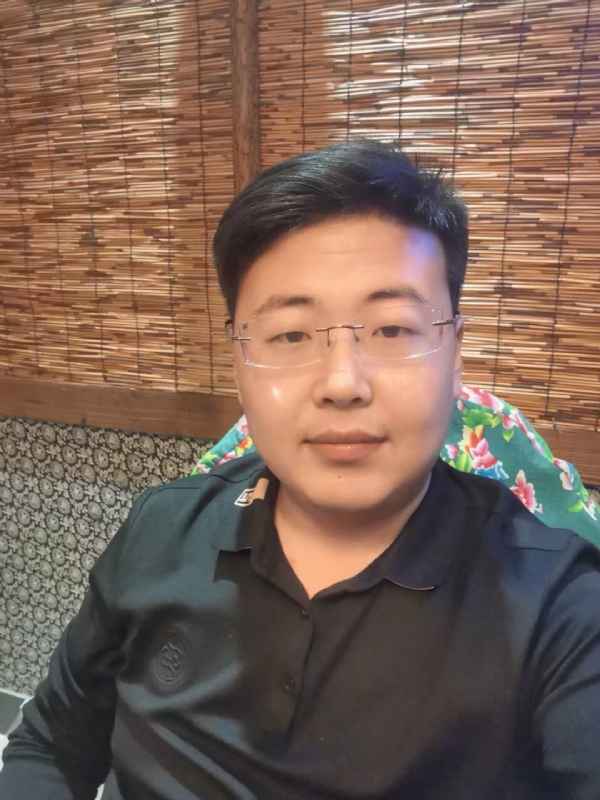 刘先生的第一张照片--佛山相亲服务中心