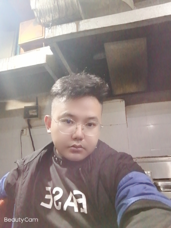 棒哥的第一张照片--佛山相亲服务中心